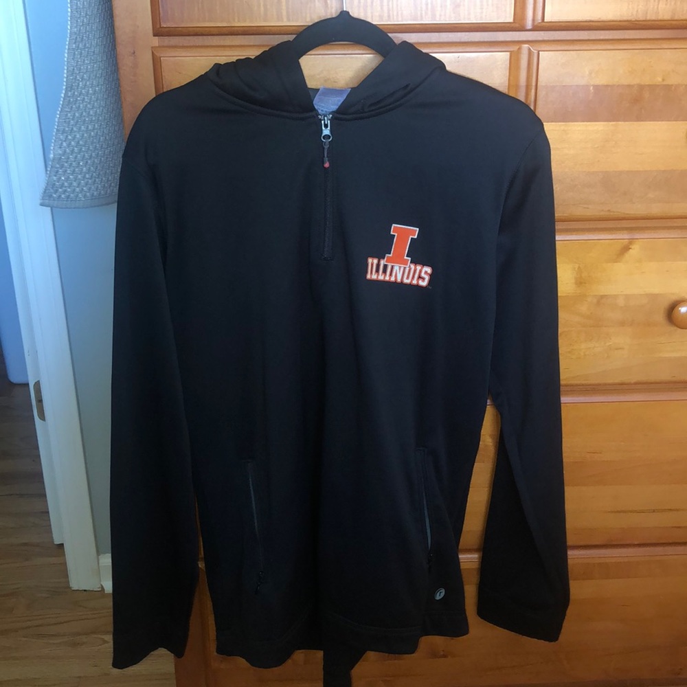 University of Illinois sweatshirt